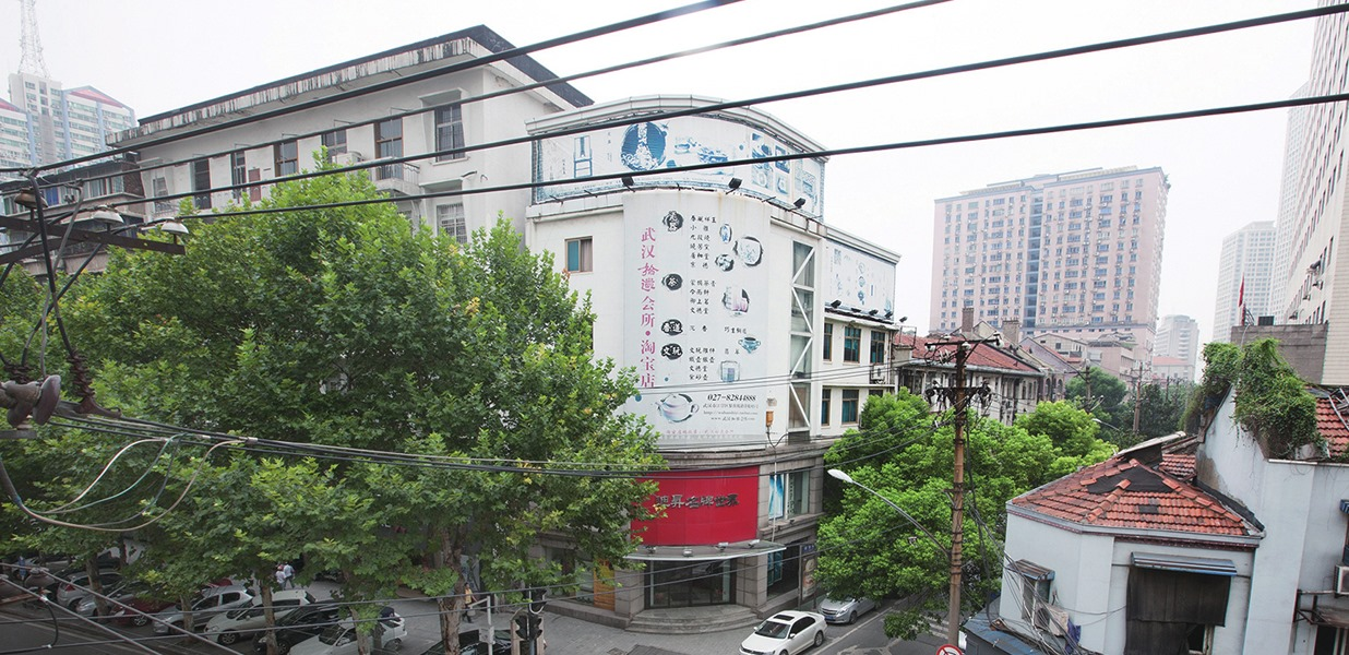무더위 속에서 영광의 시간을 찾다
